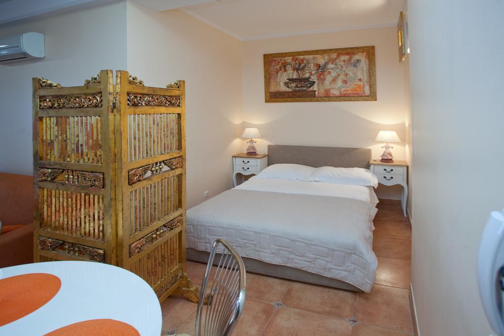 Residence Apartments Anamaria Podstrana Exterior photo
