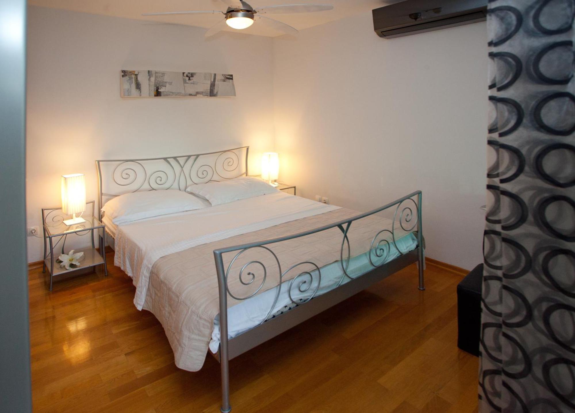 Residence Apartments Anamaria Podstrana Room photo